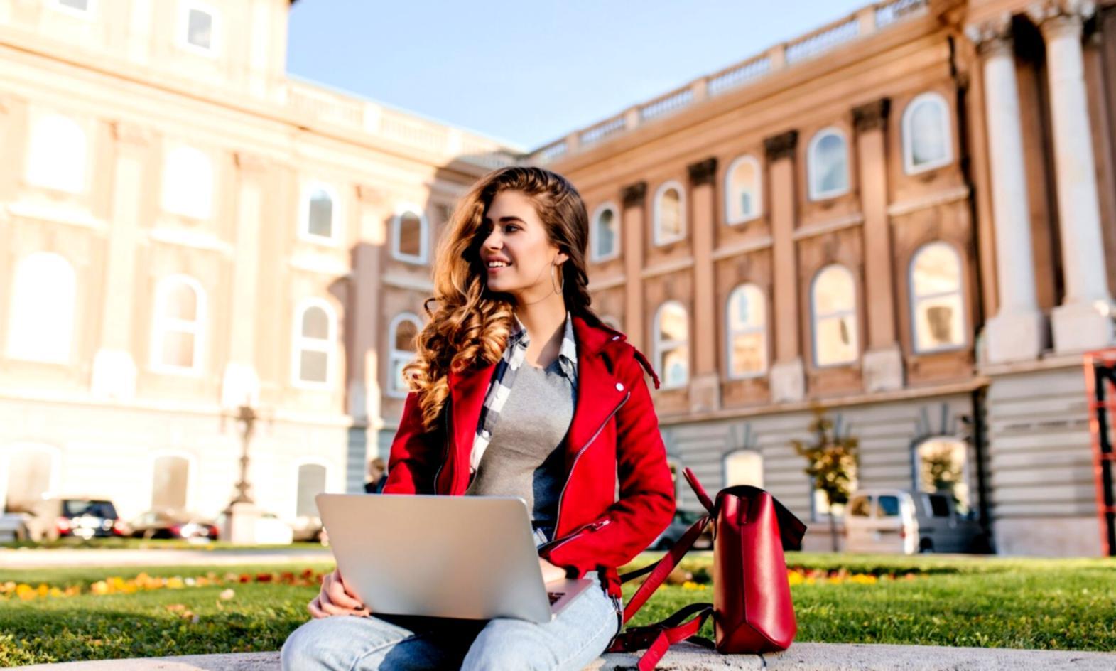 Australian financial market analysis showing growth trends and economic indicators